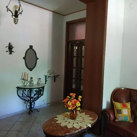 Casa Valery Ai Piedi Del Geoparco Majella Apartment *