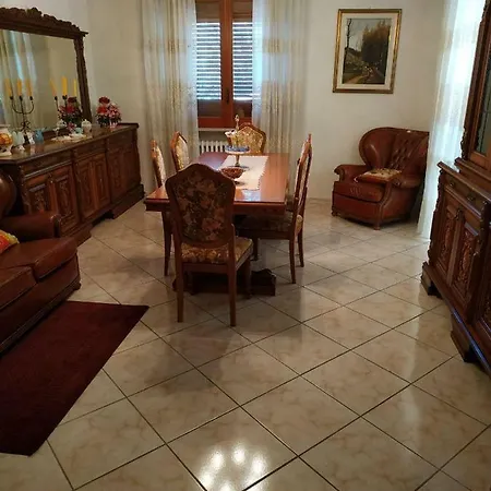 Apartment Casa Valery Ai Piedi Del Geoparco Majella