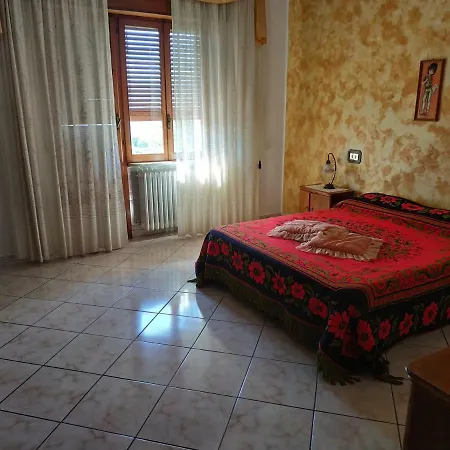 Casa Valery Ai Piedi Del Geoparco Majella Apartment *
